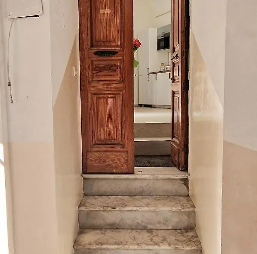 La Casa Dietro Le Quinte Lejlighed Catania